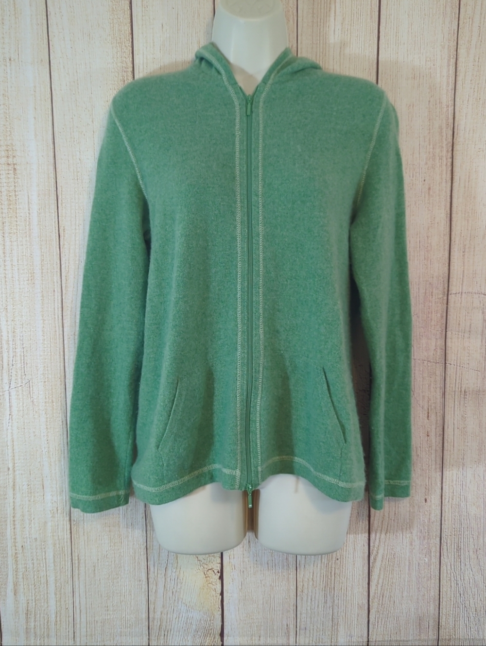 L.L. Bean Kelly Green Cashmere Hoodie Large